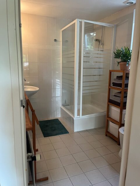 Studio Zuidkant: Badkamer met douche